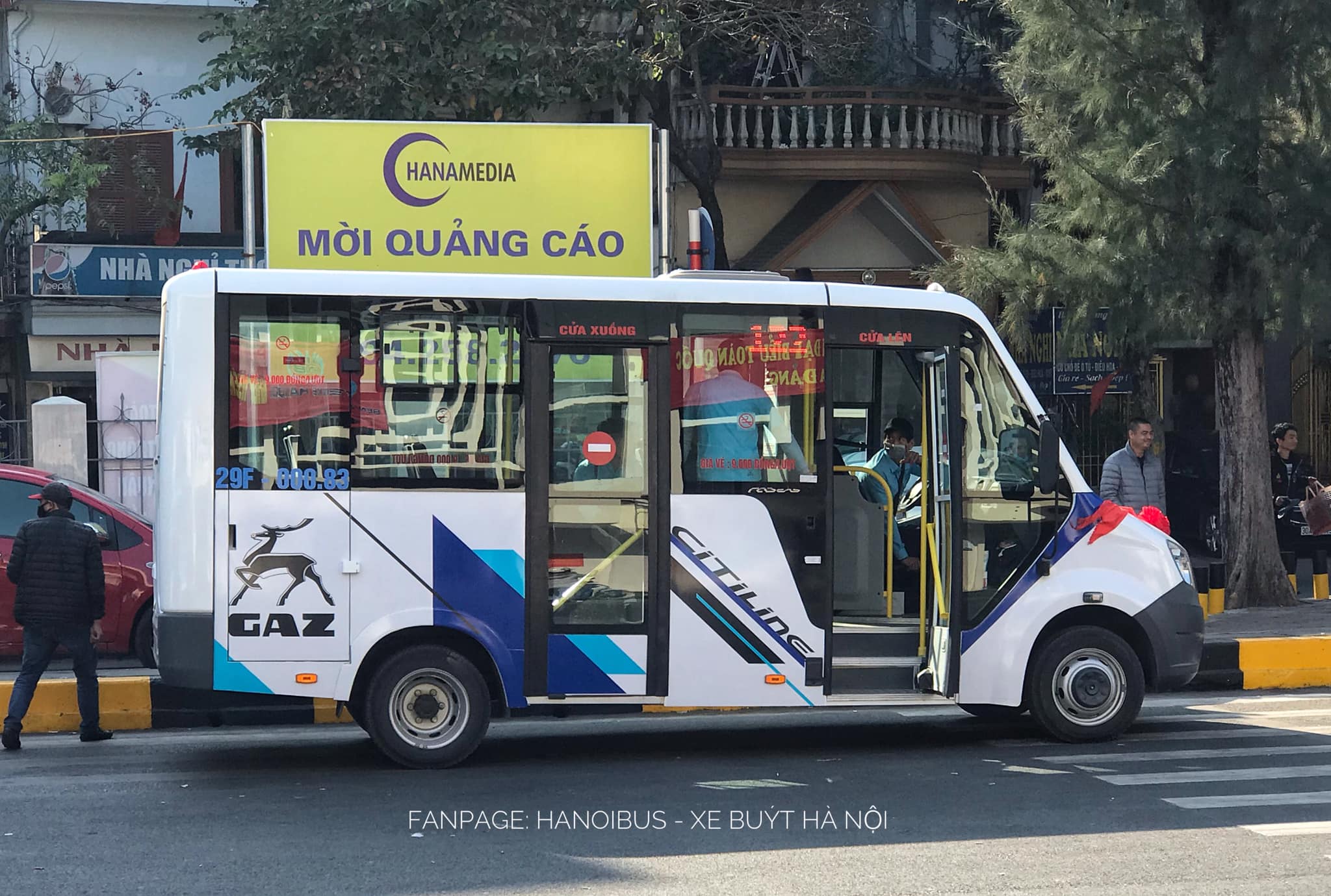 Minibus Gaz Gazelle next chính thức trở thành xe buýt
