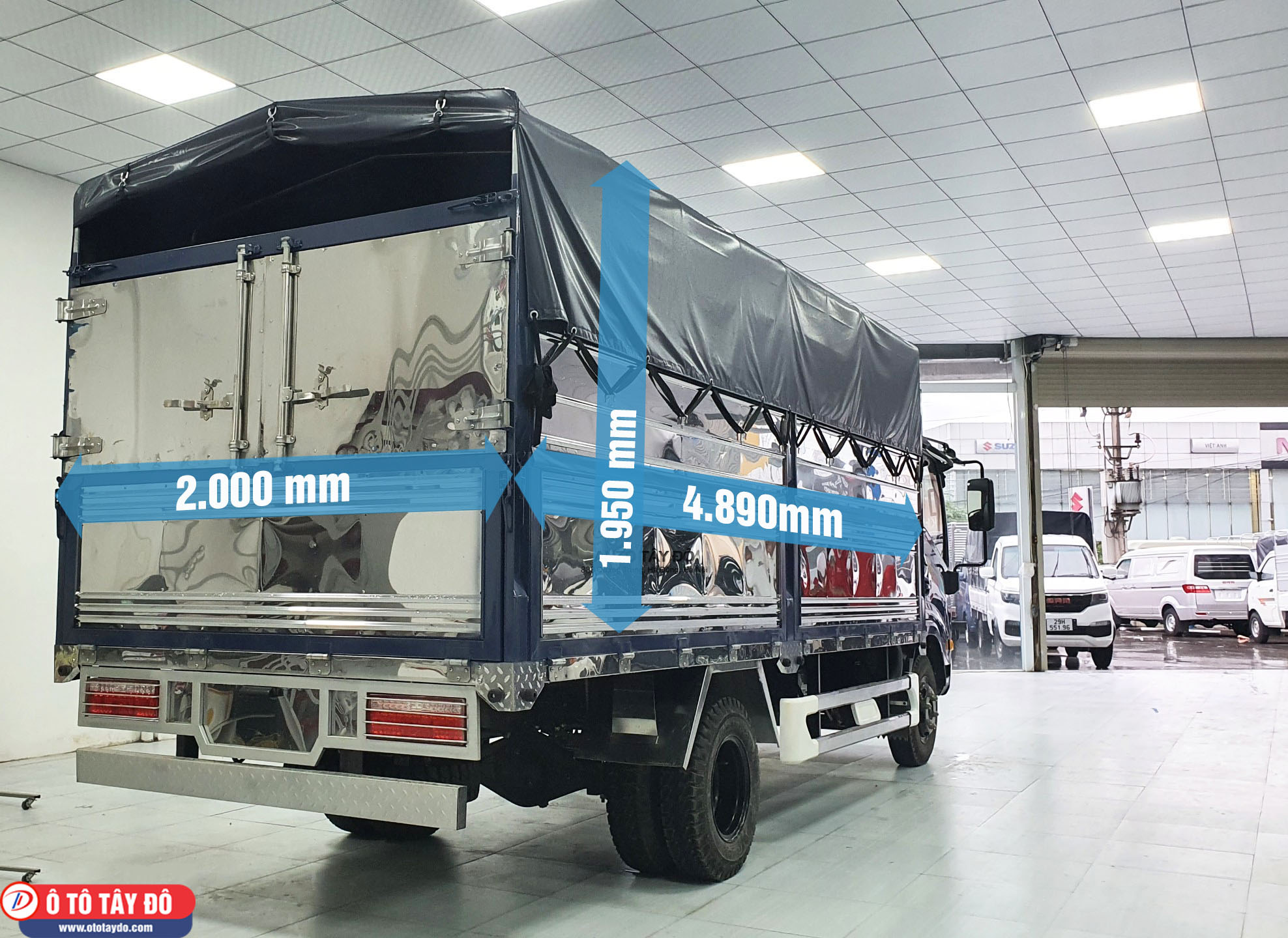Kích thước thùng xe tải Tera 350 thùng bạt: 4.890 x 2.000 x 1.950 mm