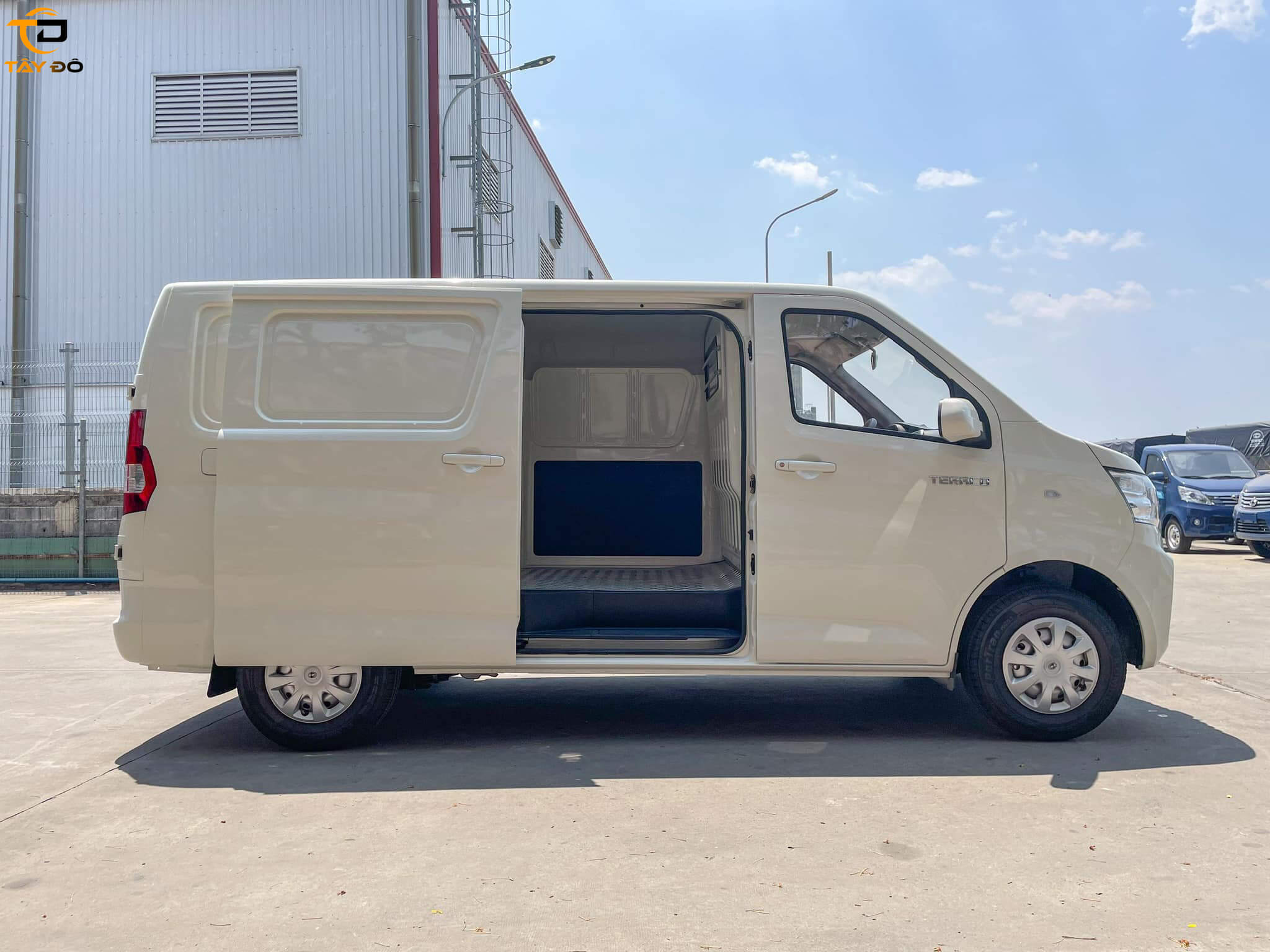 cửa lùa xe van Tera V6 2 chỗ