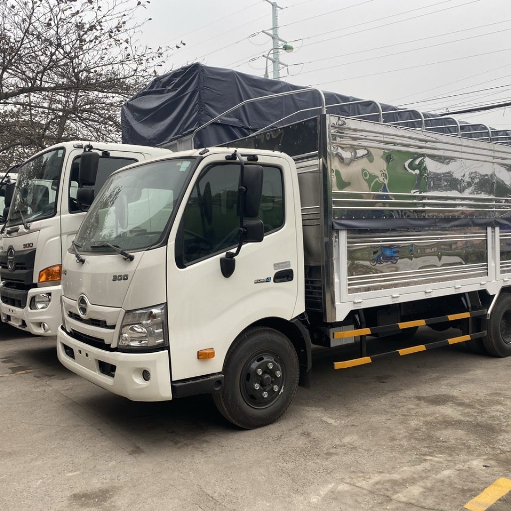 Hino 300 XZU720L