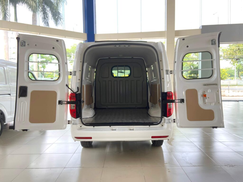 khoang chứa hàng xe van TF480V 5S