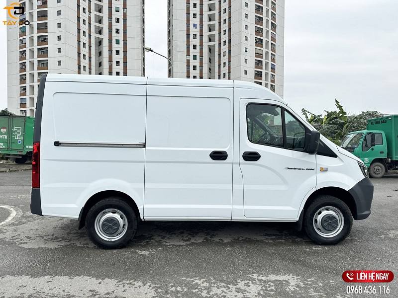 Xe tải van Gaz sobol NN 3 chỗ