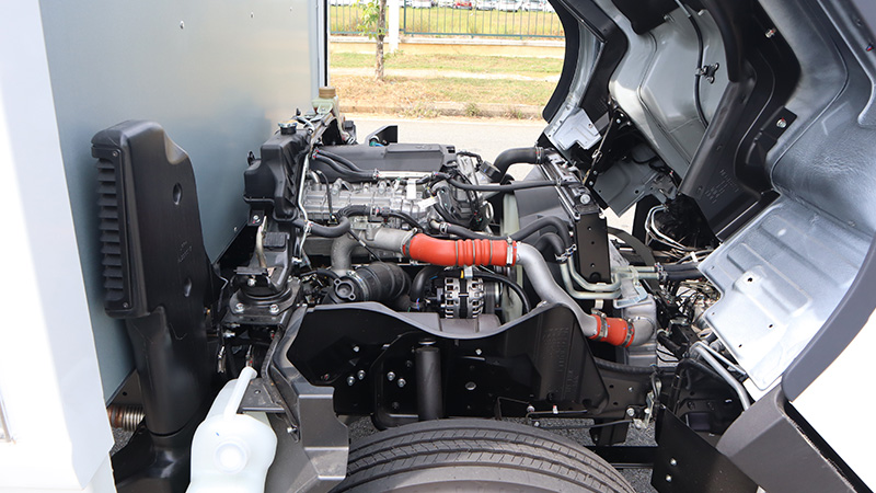 Mitsubishi Fuso Canter TF7.5 được trang bị động cơ Mitsubishi 4P10-KAT4