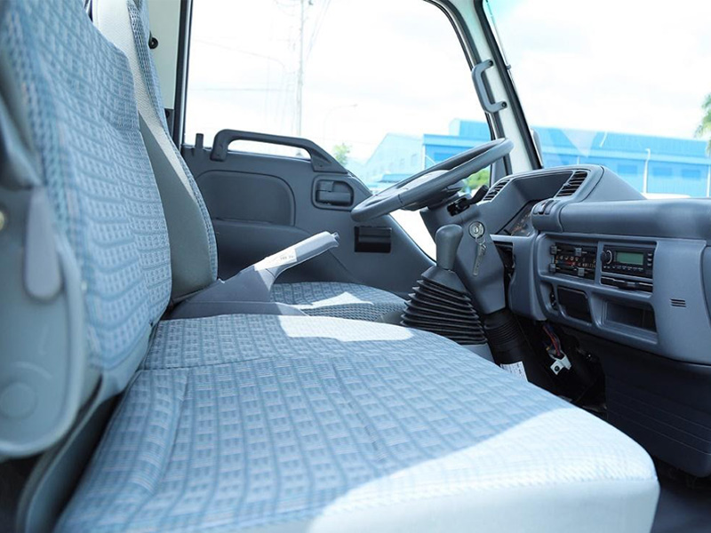 nội thất xe tải isuzu vm NK650SL9