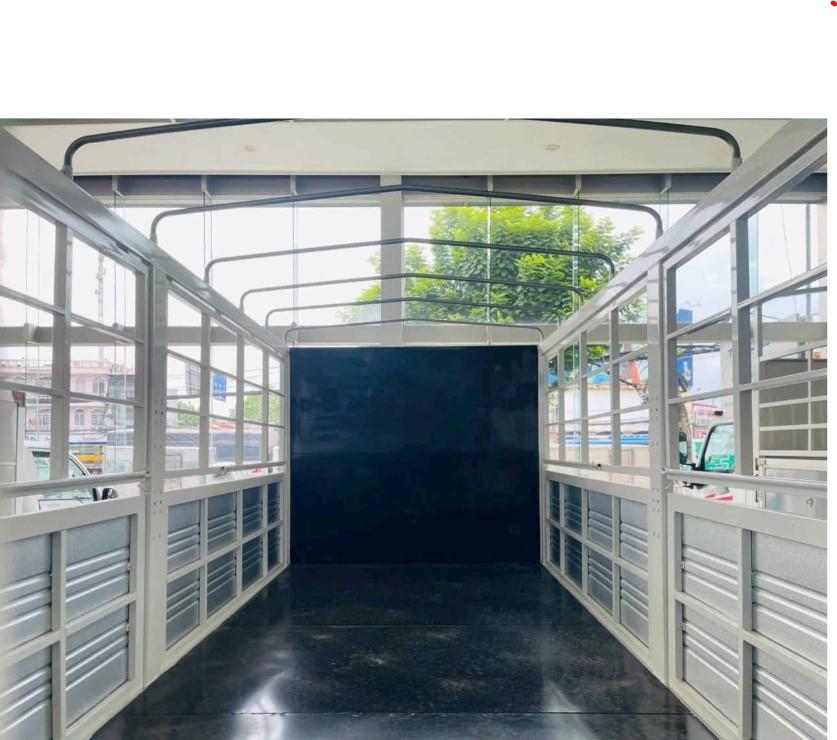 Xe tải 3t5 Thaco Linker T2-7.5 có thiết kế thùng hàng lọt lòng 5m2